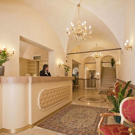 Hotel Cavour Болонья Экстерьер фото